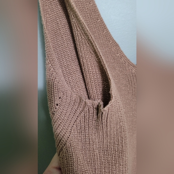 Gentle Fawn Tan Knit Tank Top Cropped V-neck L - Picture 4 of 7